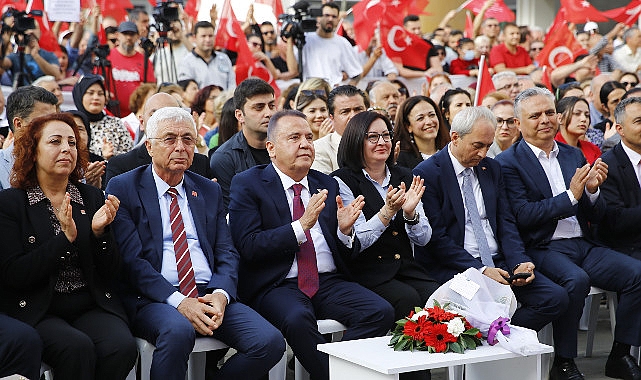 Antalya Büyükşehir Belediyesi’nde 2. Muhittin Böcek dönemi başladı