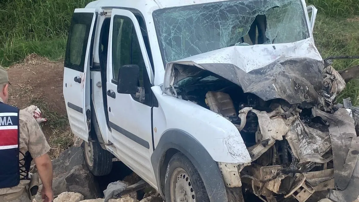 Şanlıurfa’daki kazada baba ve oğul hayatını kaybetti