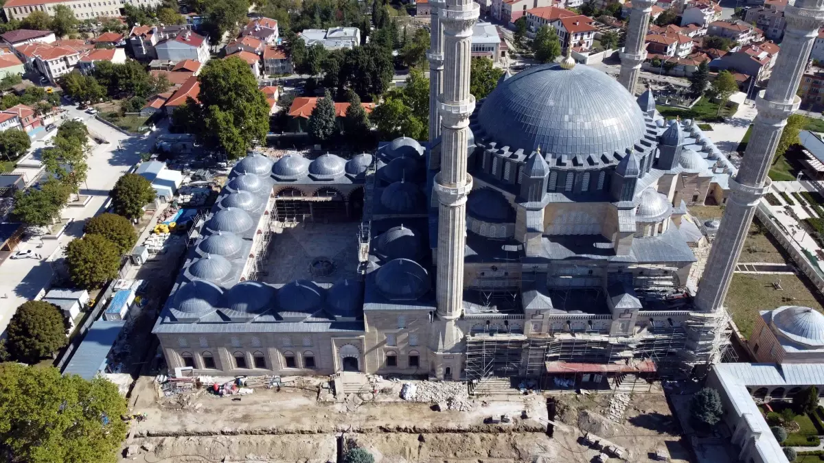 Selimiye Camii Restorasyonu Hızla Devam Ediyor